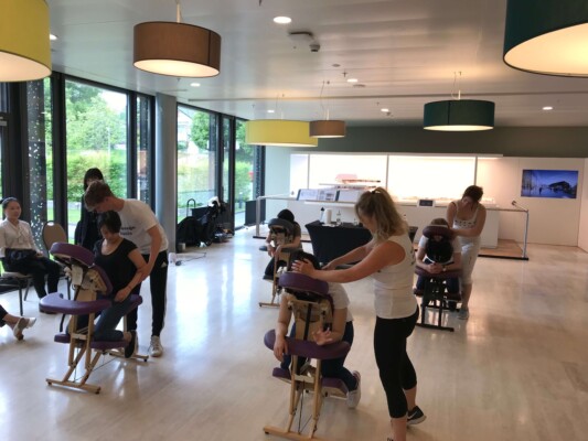 massage assis lors d'événements